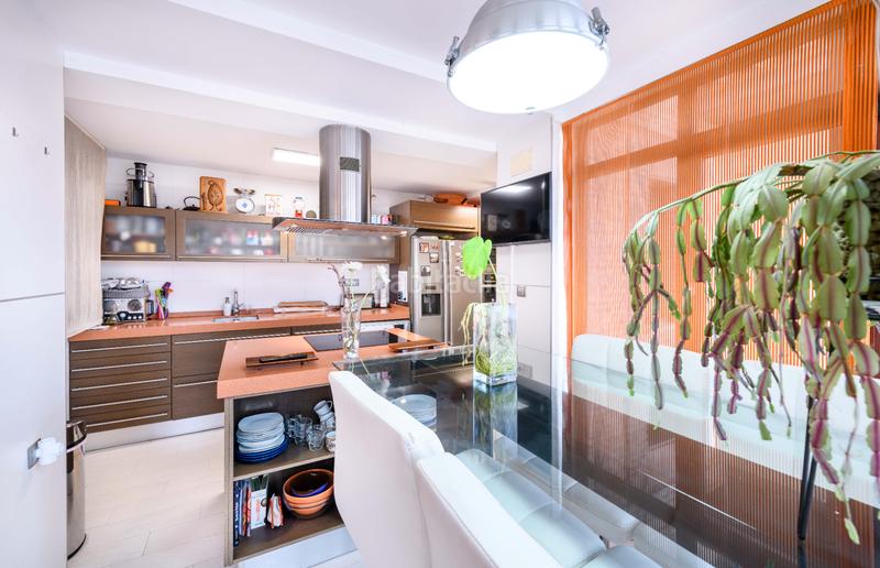 Foto 22702879-0201-4230-b86e-1fa837e3f579. Chalet avec chauffage parking piscine dans Cabanillas del Campo