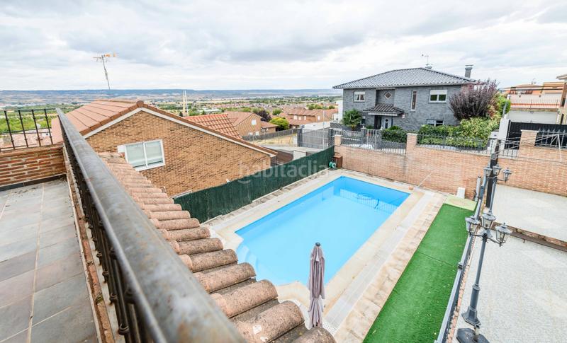 Foto 292408d1-ee2a-4035-b186-9070a7f7a333. Chalet avec chauffage parking piscine dans Cabanillas del Campo