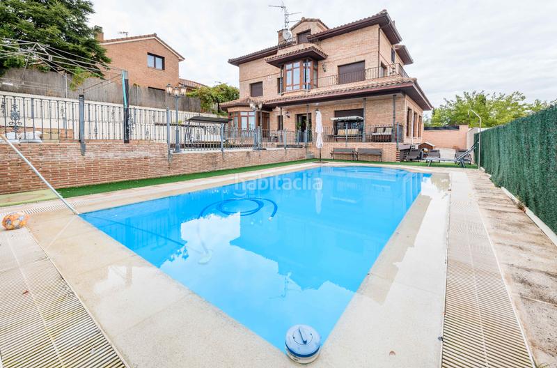 Foto 33a3076b-3e6c-4aa3-b6f0-f4804b8b71e9. Chalet avec chauffage parking piscine dans Cabanillas del Campo