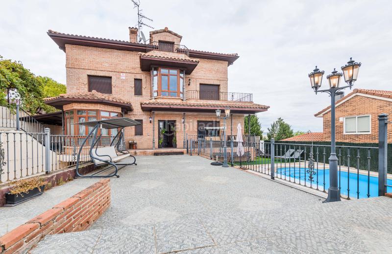 Foto 5b822700-7665-4438-97f2-87a0e7a09018. Chalet avec chauffage parking piscine dans Cabanillas del Campo