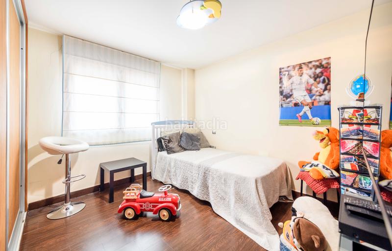 Foto 90a72de2-e027-467e-8ece-69ee951bbe01. Chalet avec chauffage parking piscine dans Cabanillas del Campo