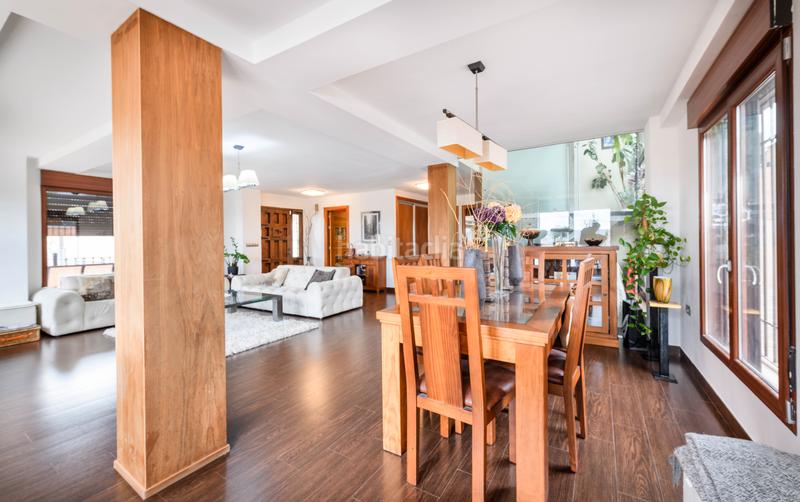 Foto a192a888-c7ff-4b25-aca7-36d07d9e8129. Chalet avec chauffage parking piscine dans Cabanillas del Campo