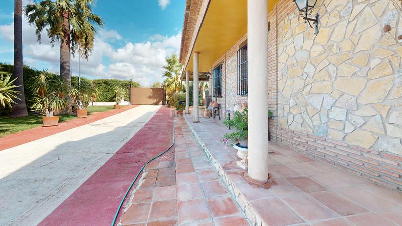 Foto f3c4b378-8528-481f-91fc-3f74cb46eeeb. Casa espectacular vivienda unifamiliar aislada en bobadilla- a 8 kms del centro urbano en Antequera