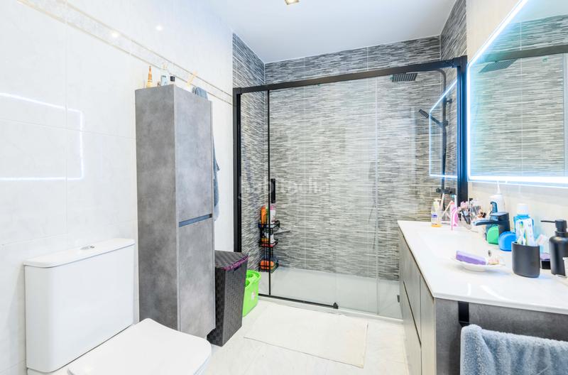 Foto 3e4c2fb4-ab41-4af6-bd6a-7f96403ad7f1. Xalet amb calefacció aparcament piscina a Torrelaguna