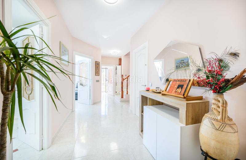 Foto 48bebcbb-665a-4265-9389-9146483b2312. Xalet amb calefacció aparcament piscina a Torrelaguna