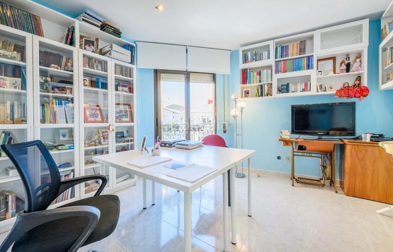 Foto df19e59e-f9bb-4ae6-9412-6ae4bff2ea50. Xalet amb calefacció aparcament piscina a Torrelaguna