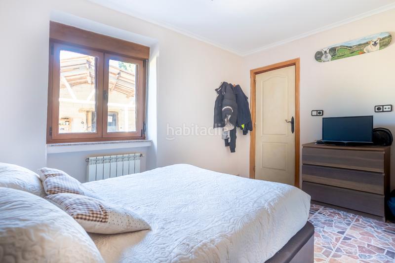 Foto 26c5364d-5d04-4a3f-8b63-1d4679610a46. Chalet mit kamin parking in El Berrón-La Carrera Siero