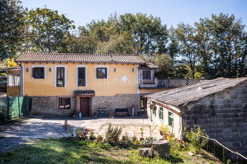 Foto 67e4427a-07da-4344-a680-493ffd7d92af. Chalet mit kamin parking in El Berrón-La Carrera Siero