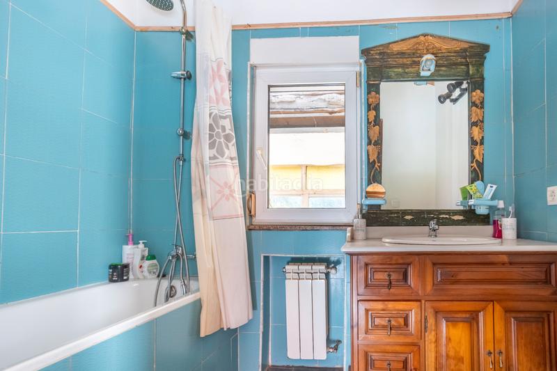 Foto 3f27cbb2-ecb9-4a05-bcb1-c2d7cc95fe44. Chalet with fireplace parking in El Berrón-La Carrera Siero