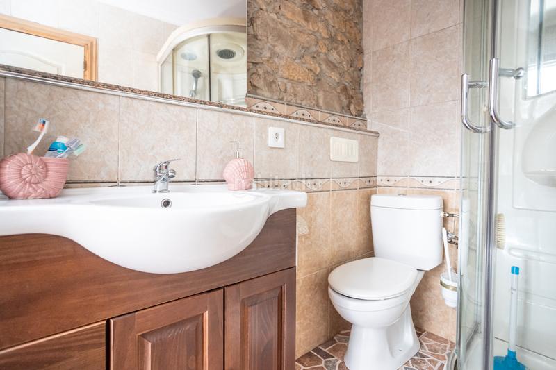 Foto d8d5aefc-9b0c-4bb4-ab07-6d949bbb6384. Chalet with fireplace parking in El Berrón-La Carrera Siero