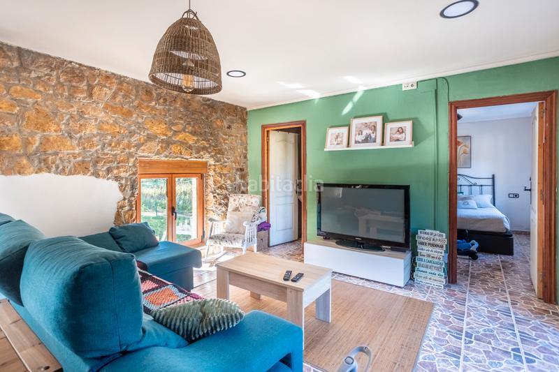 Foto 1da660b2-f9fd-4212-9176-7d88fe383c09. Chalet con camino parcheggio in El Berrón-La Carrera Siero