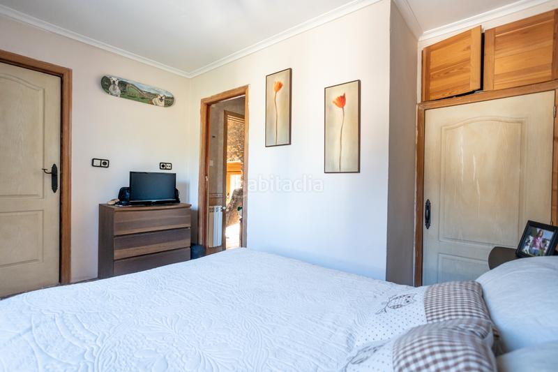 Foto 437ca0ab-7c27-4450-8d4e-59d2444f1fbc. Chalet con camino parcheggio in El Berrón-La Carrera Siero