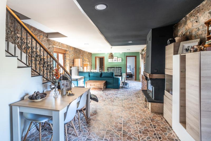 Foto cd1a4213-375e-416d-90d0-0567e4684d65. Chalet con camino parcheggio in El Berrón-La Carrera Siero