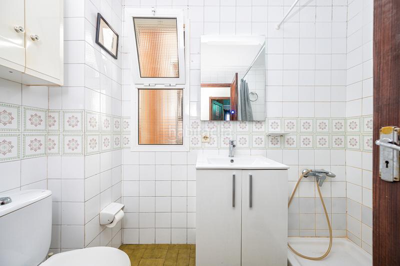 Foto e4ce1995-4771-427d-be09-c0f0b16ab6f4. Flat with parking in Escaleritas Palmas de Gran Canaria (Las)