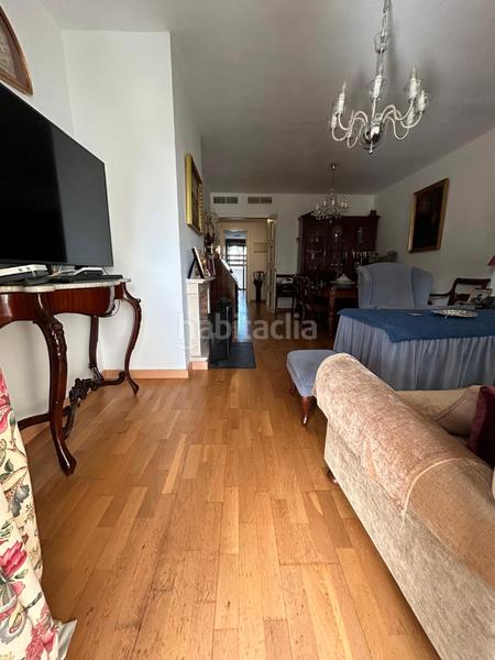 Foto e8264160-cae5-4257-9511-17a6bf3c065c. Chalet dans Guillena pueblo Guillena