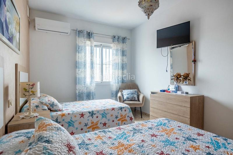 Foto 416139e5-2322-418f-a2a7-776fe71f1367. Casa adosada en Castilblanco de los Arroyos