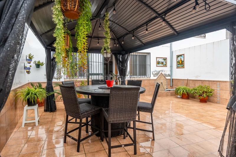 Foto 505a94fb-571d-4522-aa0e-6eec4f6f48fe. Casa adosada en Castilblanco de los Arroyos