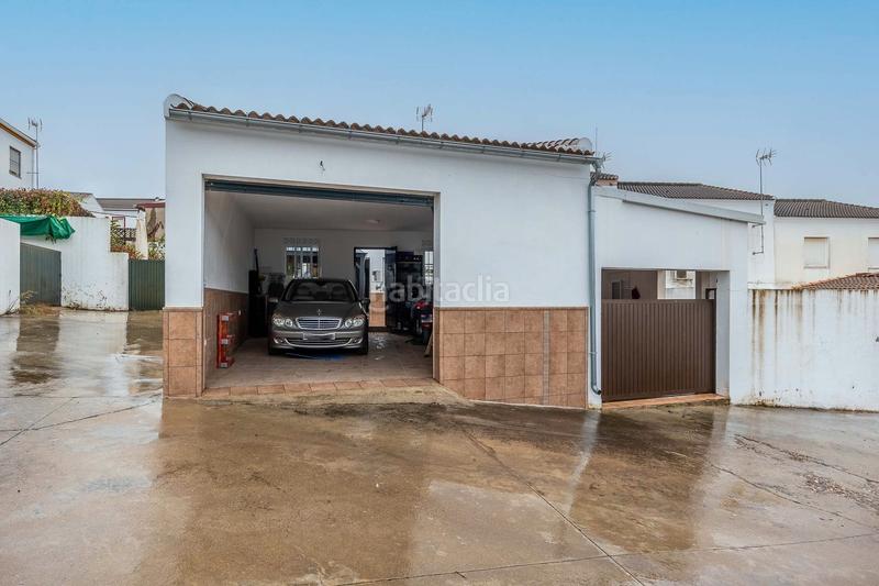 Foto 53e2565c-59cf-4780-9479-d097bbe4407a. Casa adosada en Castilblanco de los Arroyos