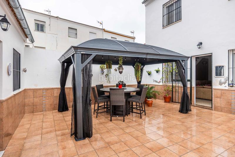 Foto 5d6d7084-cdd3-4fb4-aadb-1d6869c73373. Casa adosada en Castilblanco de los Arroyos