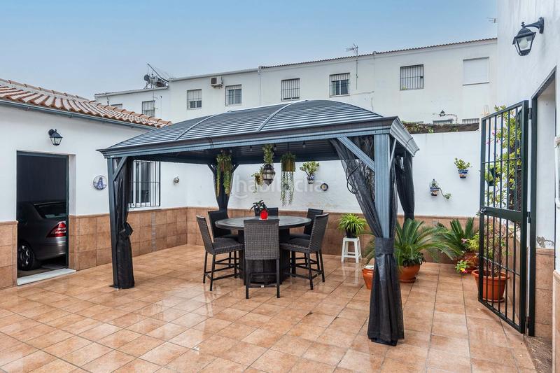 Foto f5d29920-3038-4752-a1fb-47fc8b97d064. Casa adosada en Castilblanco de los Arroyos