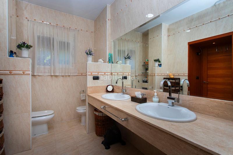 Foto 00125316-7039-4fc8-96ad-cfc3a955b560. Chalet en Zeneta Murcia