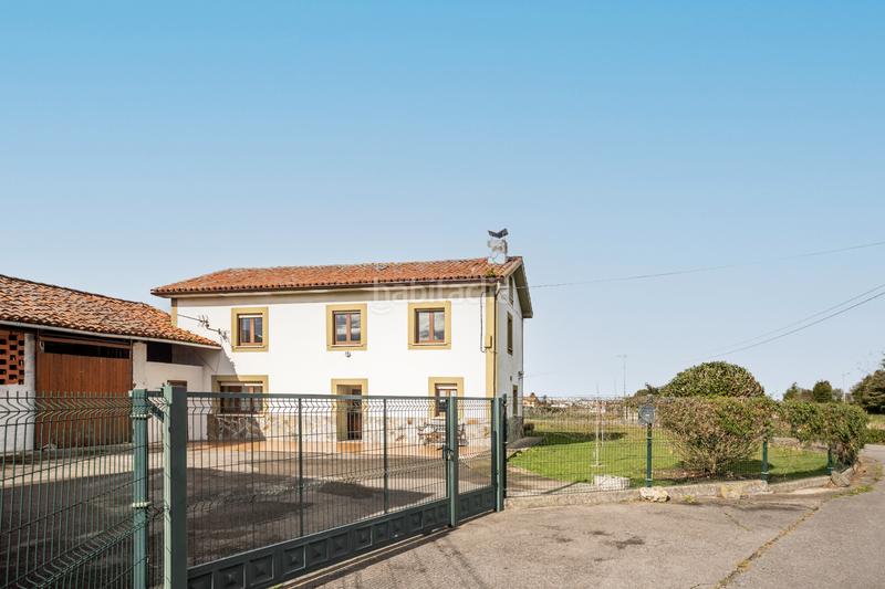 Foto 7ae0e8df-bc33-4fa5-bf3c-be78b12bfcf2. Bauernhof in Cudillero