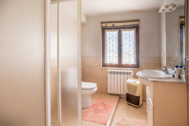 Foto bfbde71c-5efb-4d26-a83e-004cefc15b73. Bauernhof in Cudillero