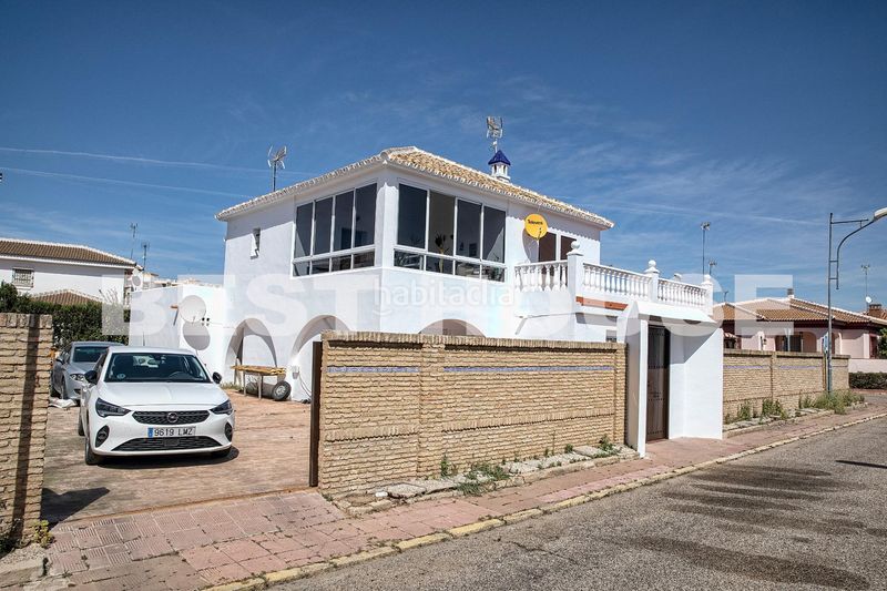 Foto b14ce4dd-c097-4964-9980-806bf7168996. Chalet en Centro - Torre de la Higuera Almonte