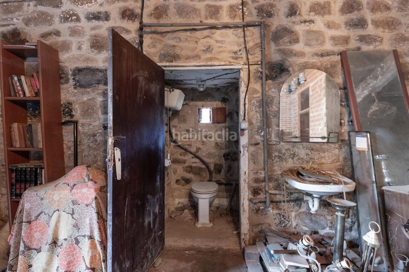 Foto 079764d3-b983-43ab-8f75-57c4a8e6fc27. Masia amb aparcament a Arcentales