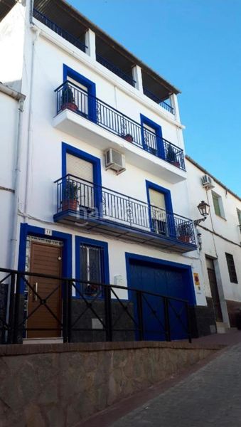 Foto 1a9a394c-7a9e-4673-9be0-1464ace54e87. Casa amb calefacció a Vilches