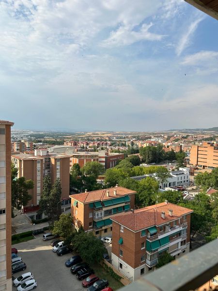Foto d1bcd31e-8d86-482f-b69b-ea0d5b63233f. Dachwohnung mit parking in Constitución-El Balconcillo Guadalajara