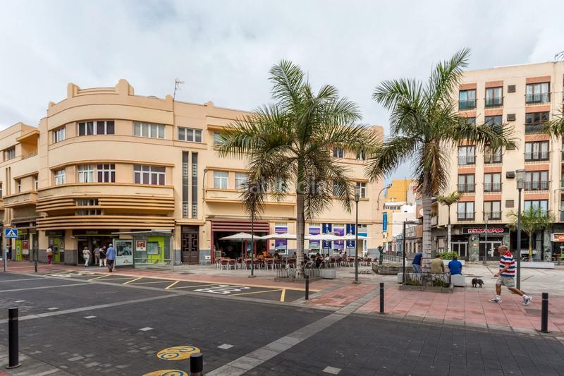 Foto 098d8ce0-1a14-4e60-9406-8250e8817067. Terreno residencial en Santa Catalina - Canteras Palmas de Gran Canaria (Las)