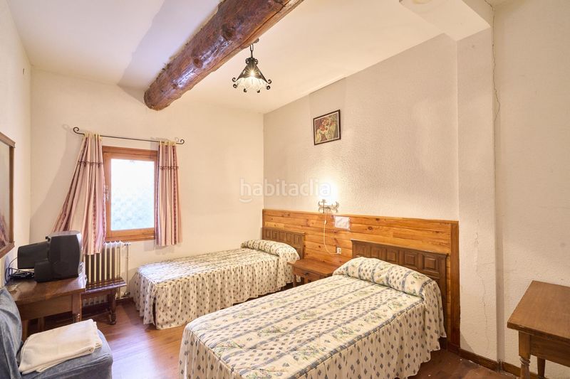 Foto d7a23d6d-1abf-4f66-ab2d-5a4e1e8b69e2. Edifici a Sur Ávila