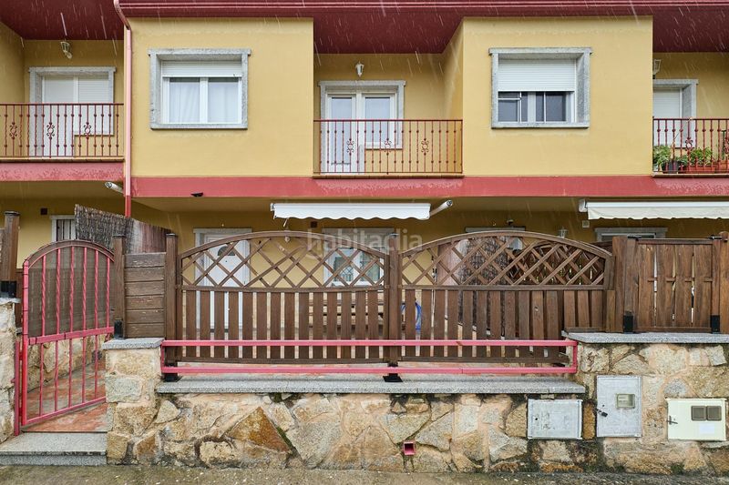 Foto 015acfeb-55fe-4d03-904a-ee63df62fa7d. Casa adossada amb aparcament piscina a Cantagallo