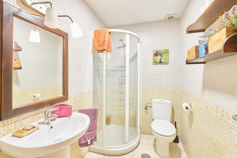 Foto 5cac0e52-b7e6-4733-89f0-d3d32cf7d216. Casa adossada amb aparcament piscina a Cantagallo