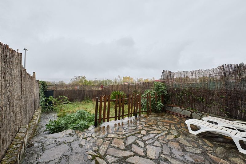 Foto a1474e3b-33fb-4aa0-8815-5cfac383496c. Casa adossada amb aparcament piscina a Cantagallo