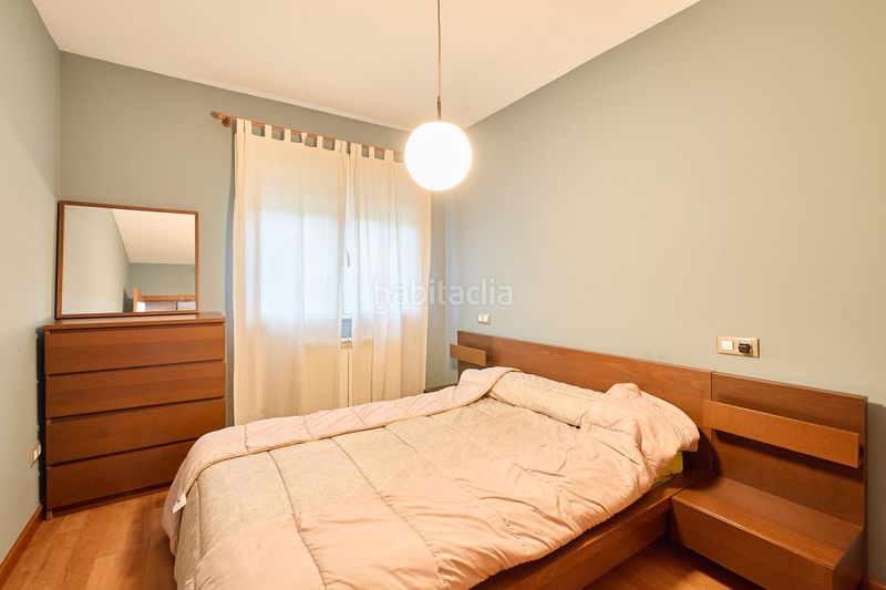 Foto a1a08c38-ddc4-482f-8eb3-9c79f34c3cfd. Casa adossada amb aparcament piscina a Cantagallo