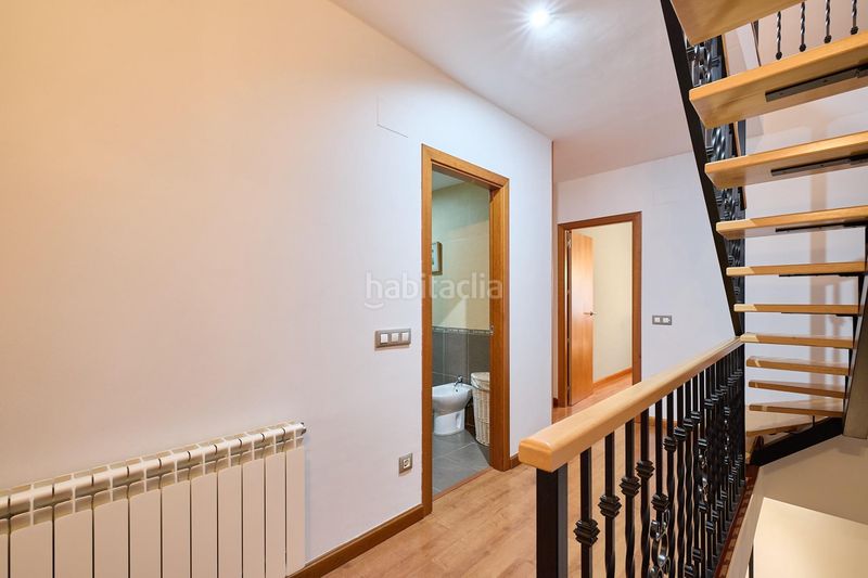 Foto cf2fa01f-ebe5-4cc4-b165-740a0d10edb9. Casa adossada amb aparcament piscina a Cantagallo