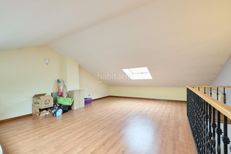 Foto d55ecbab-6a2c-4e1b-86ed-2cd14d9405e8. Casa adossada amb aparcament piscina a Cantagallo