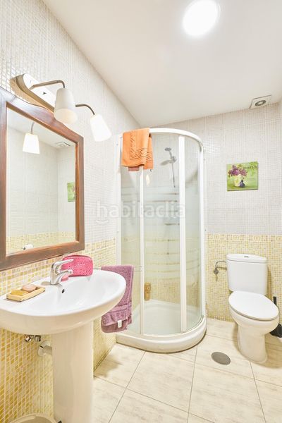 Foto fac983fa-62cb-4f60-9de4-2ba38ca15abc. Casa adossada amb aparcament piscina a Cantagallo