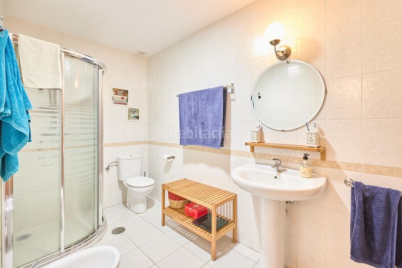 Foto ff61cda0-1678-48f1-9ddd-bf2c80e80431. Casa adossada amb aparcament piscina a Cantagallo