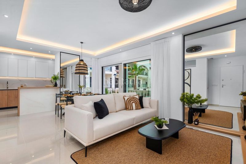 Foto 1192b8f5-35ba-44be-b154-3db953f7e817. Pis amb aparcament piscina a Rojales