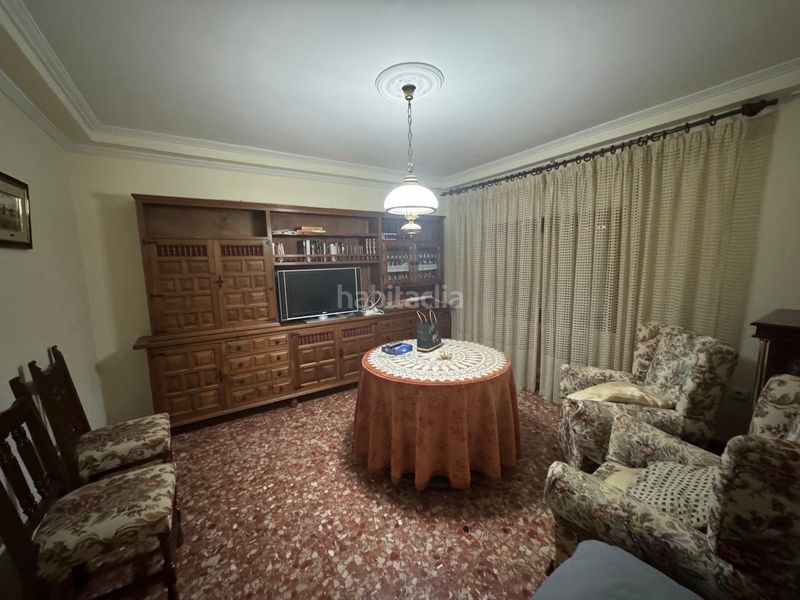 Foto eb6c9543-f21f-4dd0-9a90-ca8c3dbd0dda. Casa amb aparcament a Viso del Marqués