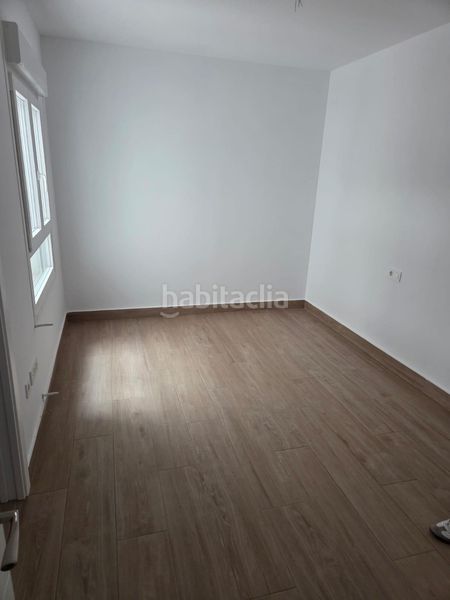 Foto d00e5c1b-bcd9-4fbd-90bb-c8e7456b5699. Pis amb aparcament a Almendralejo