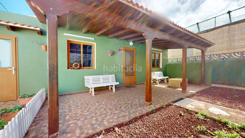 Foto b13810f0-144d-43ee-9998-28bd22212725. Casa amb aparcament a Sardina Gáldar