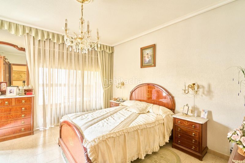 Foto 8c2b1557-ab8c-4110-9ff4-e205f10ed158. Casa adossada a Béjar