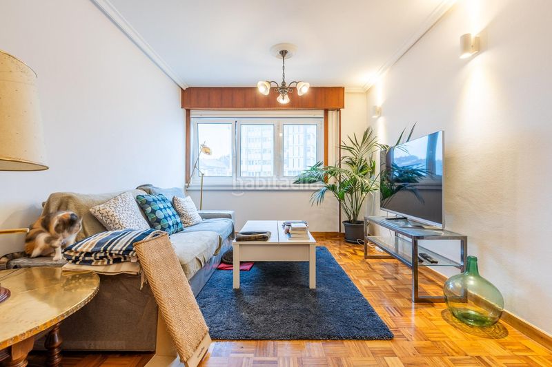 Foto 6b037903-6c4d-4f1d-ab9c-0ef59dd7bc80. Pis amb aparcament a Monte Alto - Zalaeta - Atocha Coruña (A)