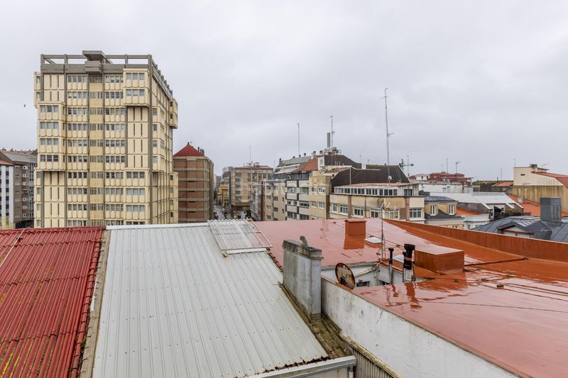 Foto 8f5bca8d-68fd-46a8-84f3-e67481ce127d. Pis amb aparcament a Monte Alto - Zalaeta - Atocha Coruña (A)