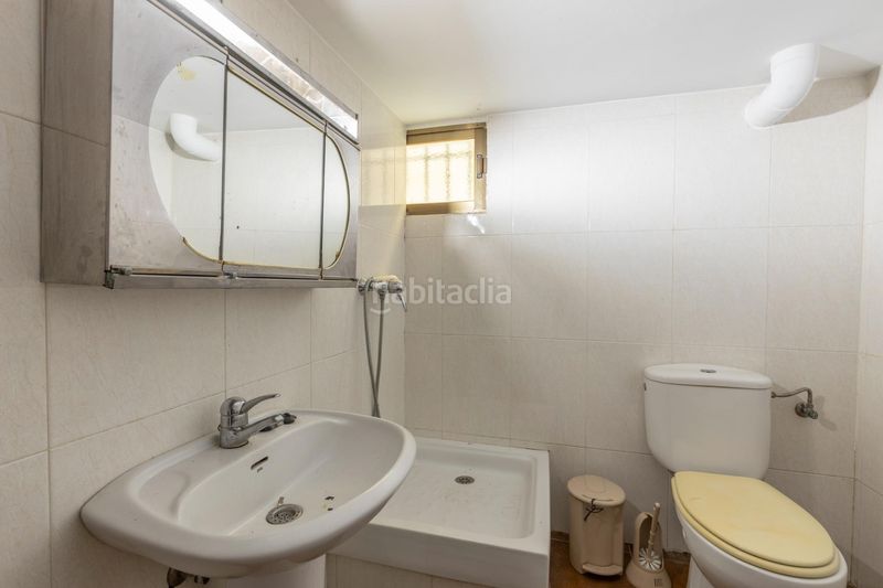 Foto bd71b7f0-2132-4de3-8de9-b1dca01ce609. Xalet amb aparcament a Cádiar