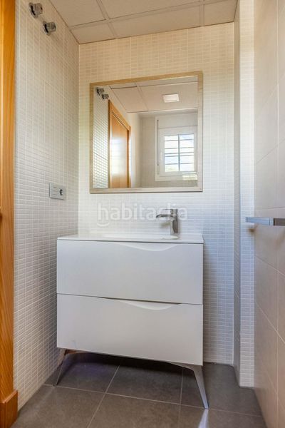 Foto b5b7cefd-2b1a-4c4d-9878-798ac40c55a4. Casa adossada a Olivar de Quintos Montequinto